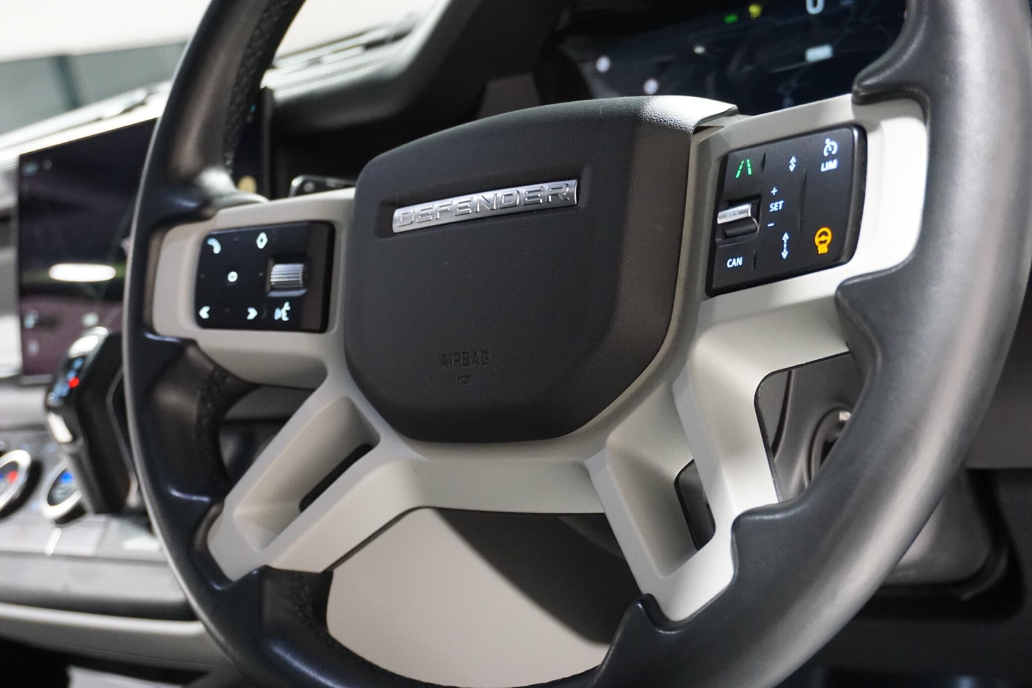 Land Rover Defender 90 3.0 D250 MHEV X-Dynamic HSE SUV 3dr Diesel Auto 4WD Euro 6 (s/s) (250 ps)